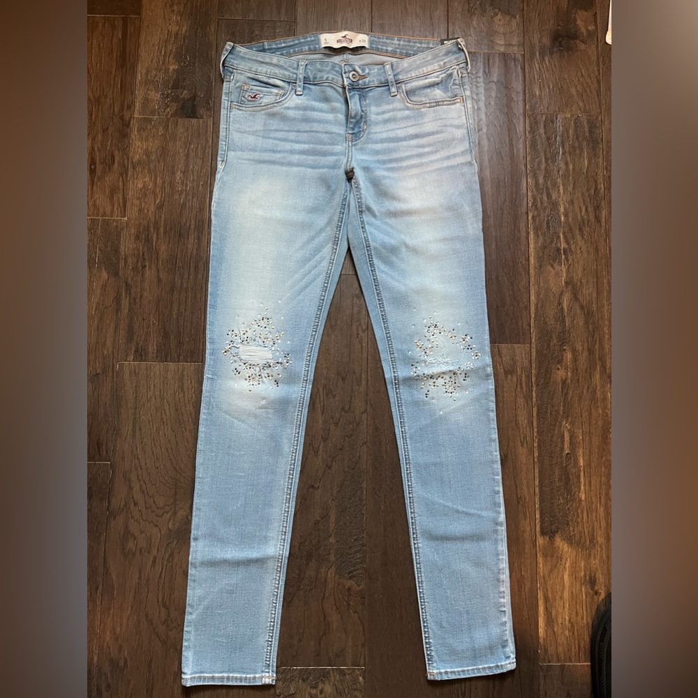 Hollister Low-Rise Super Skinny Jeans - Picture 2 of 8